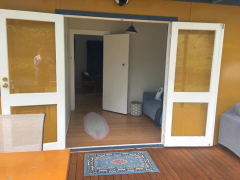 Up The Back - Accommodation Guide 24