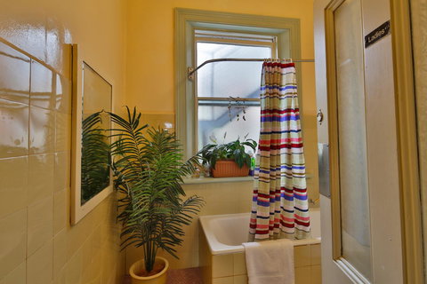 Astor Private Hotel - Accommodation Asia 12