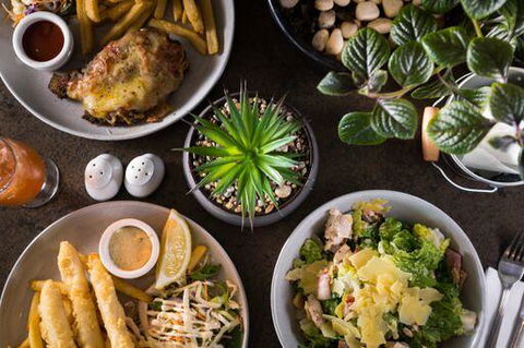 Shoreline Hotel - Accommodation Asia 9