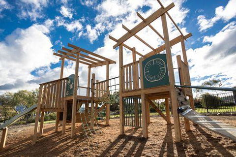 Shoreline Hotel - Accommodation Asia 11