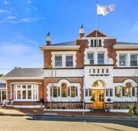 Cygnet Old Bank - Accommodation Asia