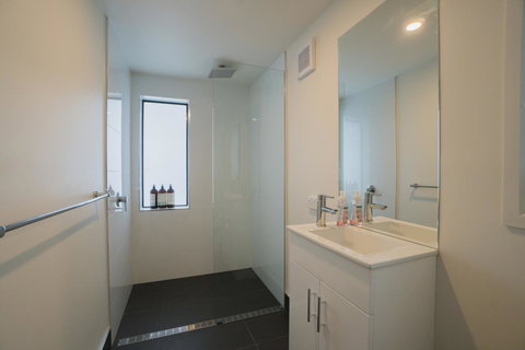 Amazing Sea Views Luxury Guest House - Accommodation Asia 11