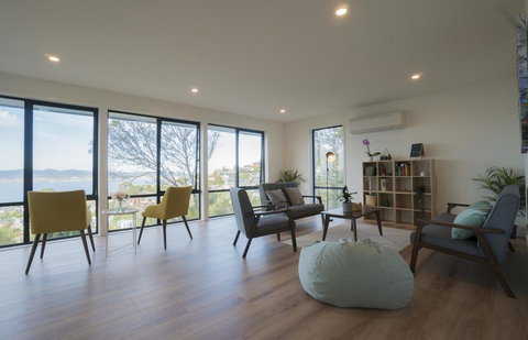 Amazing Sea Views Luxury Guest House - Accommodation Asia 7