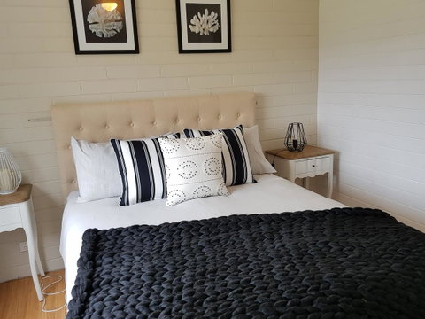 Beach Hut Scamander - Accommodation Guide 10
