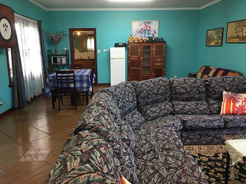 Blue Wren Bungalow - Accommodation Asia 4