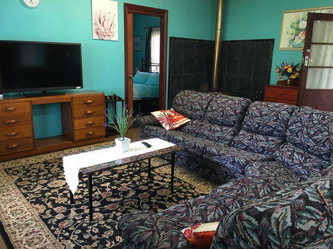 Blue Wren Bungalow - Accommodation Asia 5