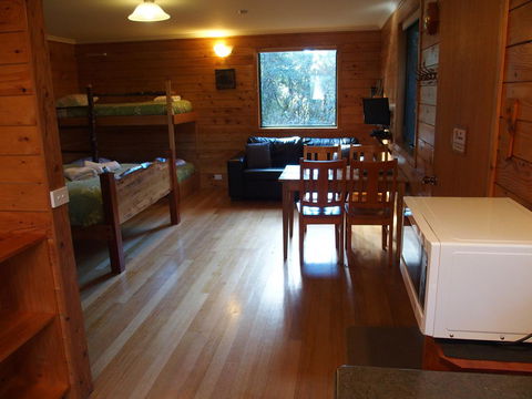 Cradle Highlander - Accommodation Asia 33