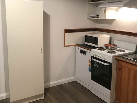 Derby Digs Cottage - Accommodation Asia 5