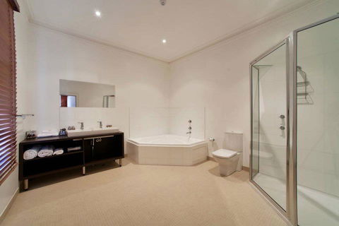 Ikon Hotel - Accommodation Asia 16