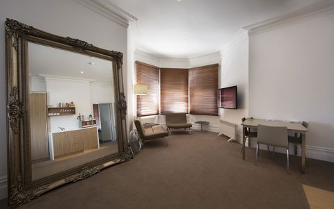 Ikon Hotel - Accommodation Asia 12