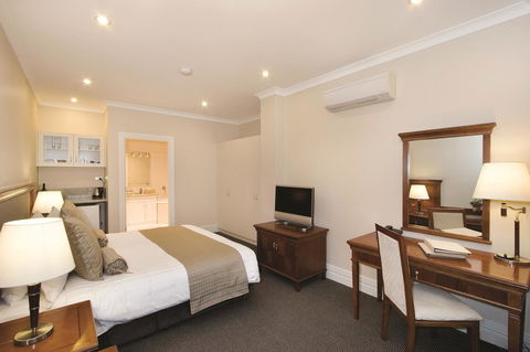 City Park Grand Hotel - Accommodation Asia 35