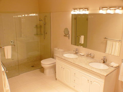 City Park Grand Hotel - Accommodation Asia 7