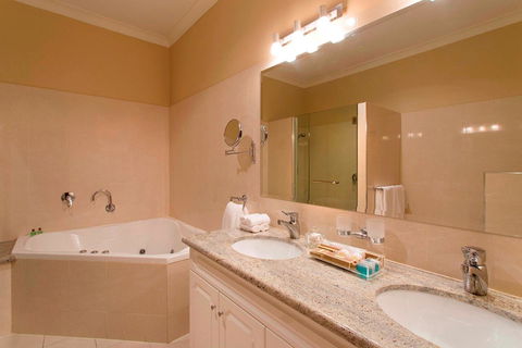 City Park Grand Hotel - Accommodation Asia 31
