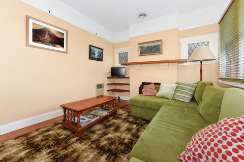 Cimitiere By The Park - Accommodation Asia 1
