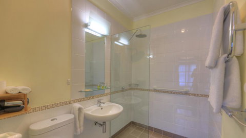 Ashdowns Of Dover - Accommodation China 12