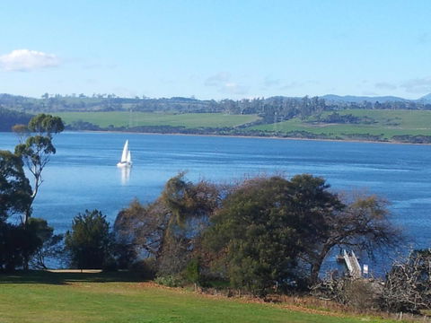 Tamar River Retreat - Accommodation Asia 14