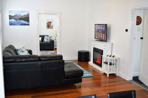 Lyttleton Cottage - Accommodation Asia 9
