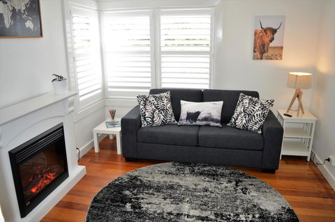 Lyttleton Cottage - Accommodation Asia 0