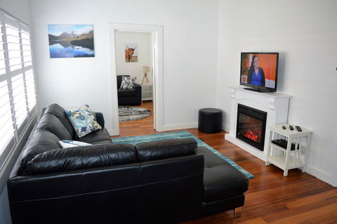 Lyttleton Cottage - Accommodation Asia 1