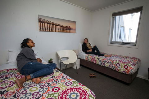 The Island Accommodation - Accommodation Asia 3