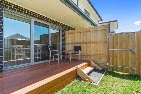 Rosewater Townhouses Dromana - Accommodation Asia 6
