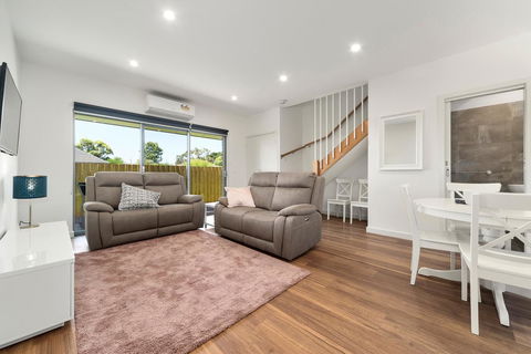 Rosewater Townhouses Dromana - Accommodation Asia 14