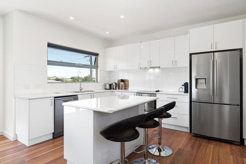 Rosewater Townhouses Dromana - Accommodation Asia 23