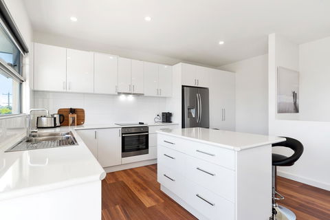 Rosewater Townhouses Dromana - Accommodation Asia 24