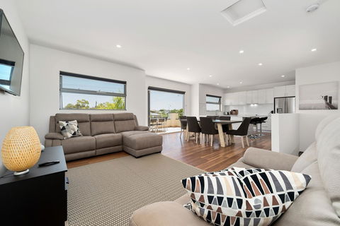 Rosewater Townhouses Dromana - Accommodation Asia 0