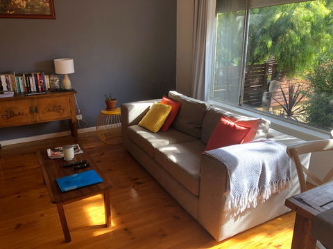 Flora Hill Creek Views - Accommodation Asia 6
