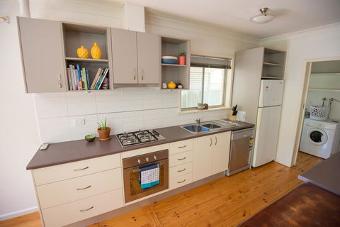 Flora Hill Creek Views - Accommodation Asia 4