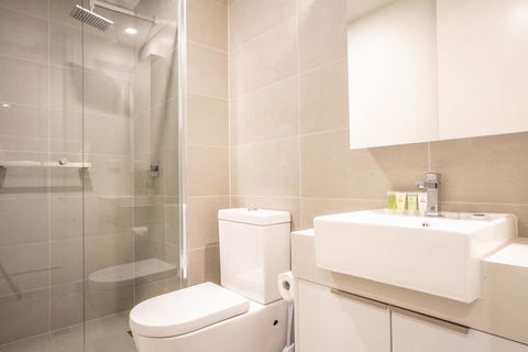 Poplar Apartments - Accommodation Asia 11