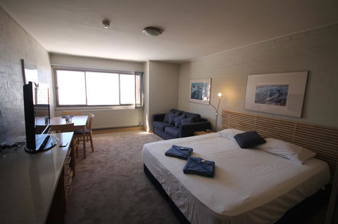 Arlberg Hotham - Accommodation Asia 9