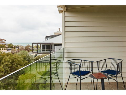 Hotel Sorrento - Accommodation Asia 16