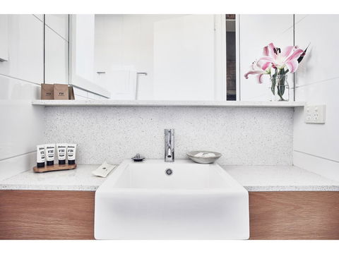Hotel Sorrento - Accommodation Asia 28