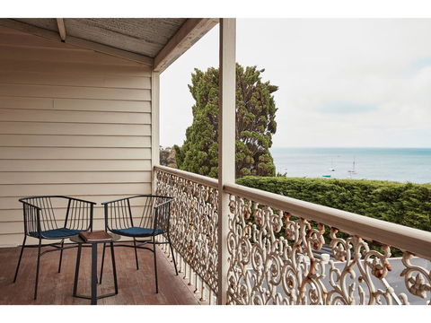 Hotel Sorrento - Accommodation Asia 1