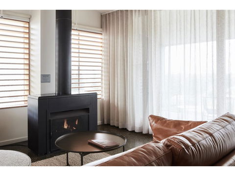 Hotel Sorrento - Accommodation Asia 4