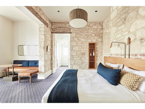 Hotel Sorrento - Accommodation Asia 2