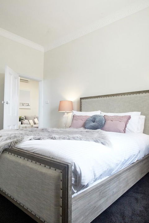 The Royal Hotel Mornington - Accommodation Asia 41