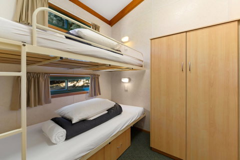 Bright Riverside Holiday Park - Accommodation Guide 18