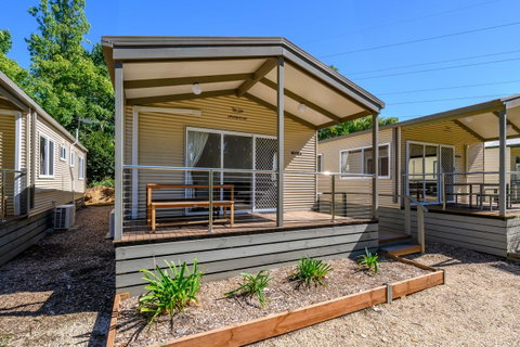 Bright Riverside Holiday Park - Accommodation Guide 0