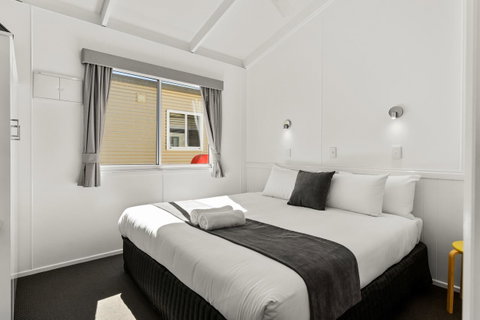 Bright Riverside Holiday Park - Accommodation Guide 10