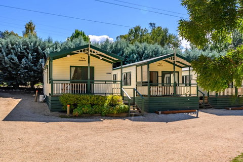 Bright Riverside Holiday Park - Accommodation Guide 11
