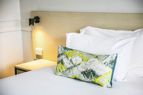 Nightcap At Matthew Flinders Hotel - Accommodation Asia 44