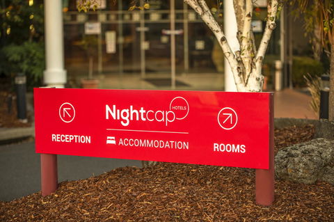 Nightcap At Matthew Flinders Hotel - Accommodation Asia 40