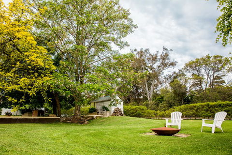 The Cottage - Accommodation Asia 4