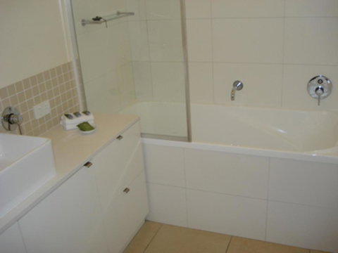 The Victoria Apartments - Accommodation Guide 26