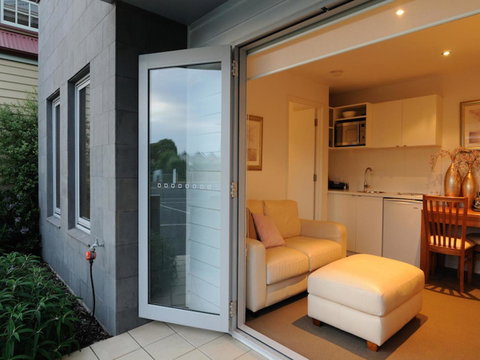 The Victoria Apartments - Accommodation Guide 19