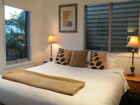 The Victoria Apartments - Accommodation Guide 36
