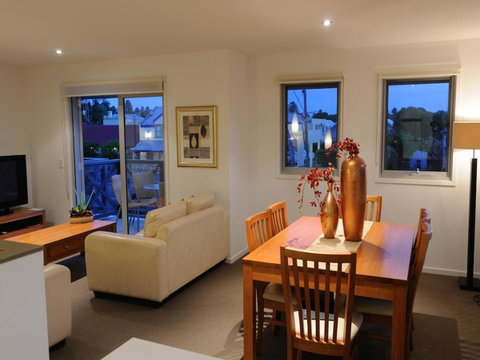 The Victoria Apartments - Accommodation Guide 37